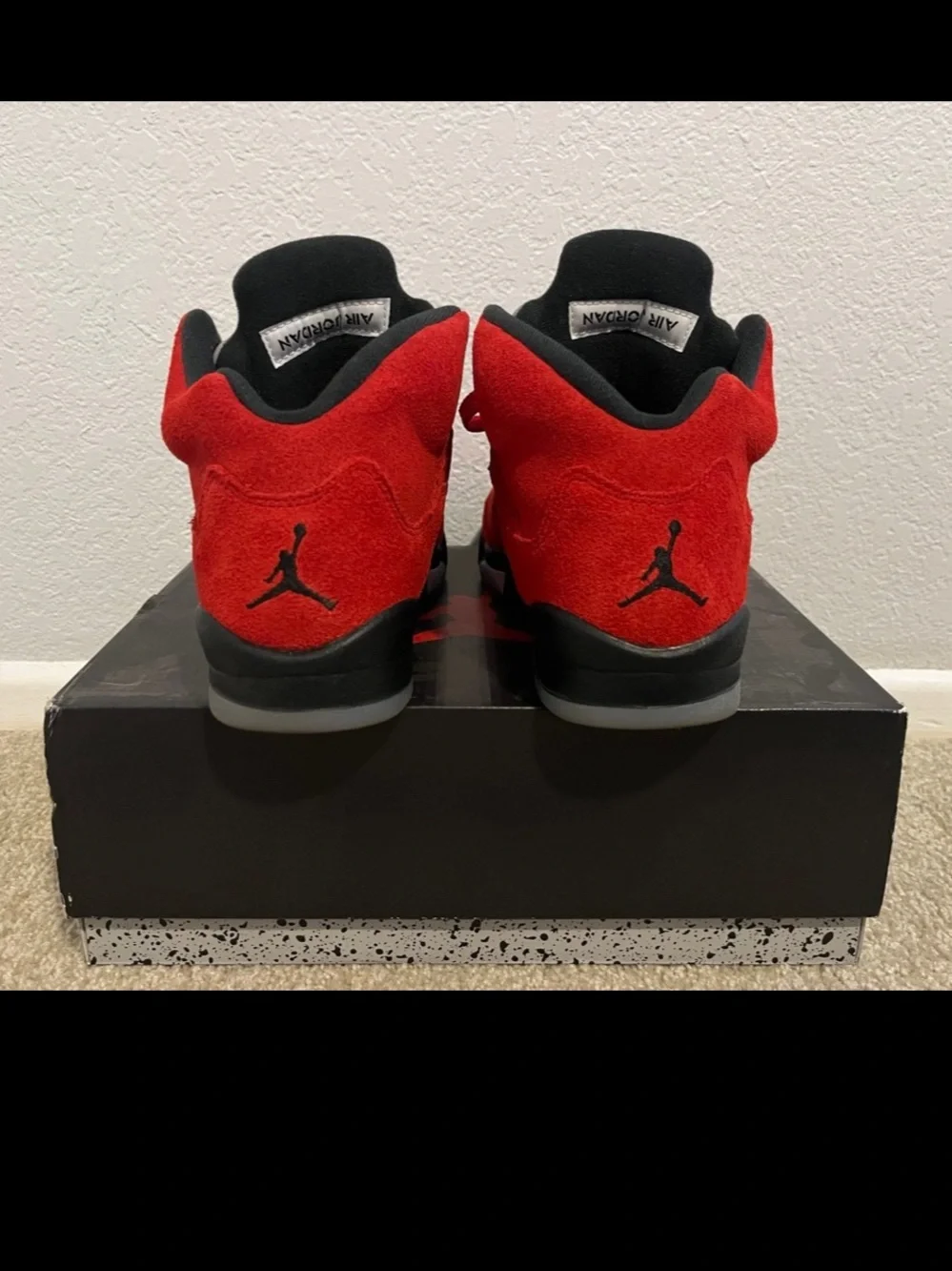 2021 Air Jordan 5 Retro Raging Bull Size 4.5Y 440888-600